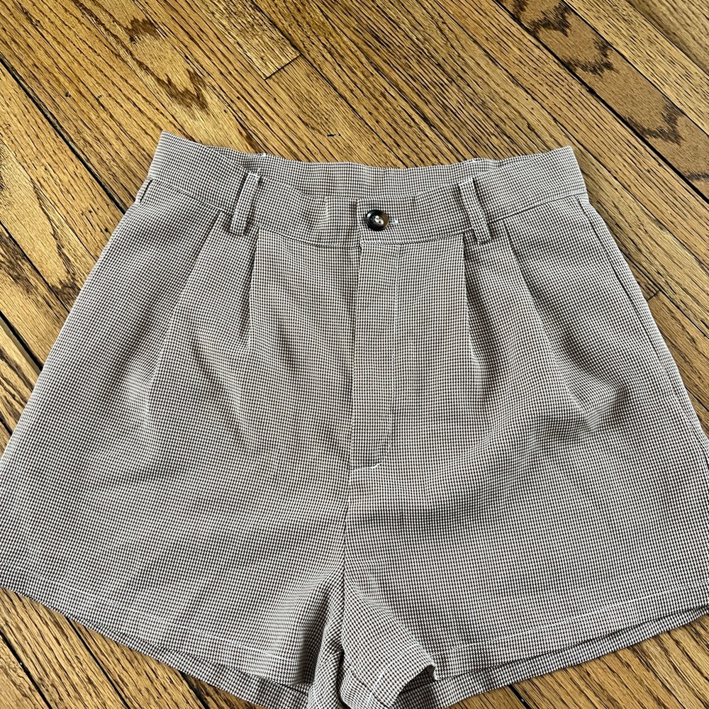 SHEIN High Waist Checkered Tan Shorts
